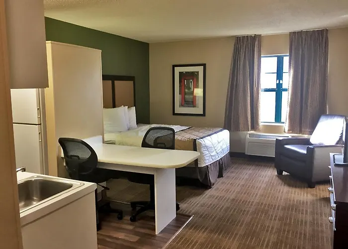 Extended America - Chicago - 2*